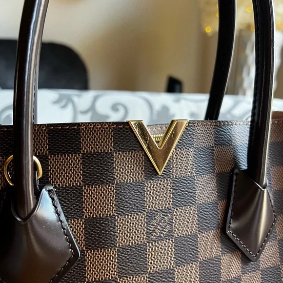 Louis Vuitton Damier Ebene Kensington V bag - Picture 3 of 10